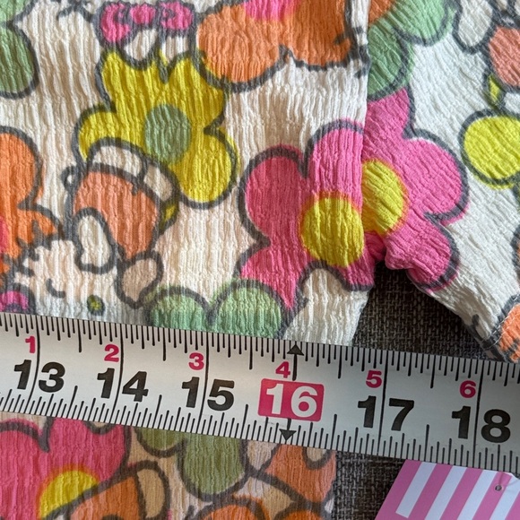 Hello Kitty Vibrant Short Sleeve Tee - Picture 5 of 7